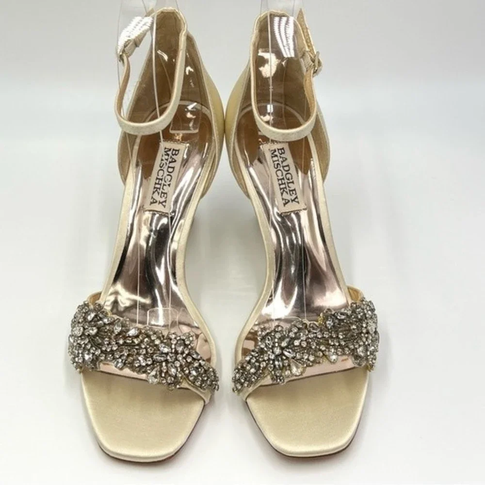 Badgley Mischka Size‎ 6 Aliyah Ivory Satin Jeweled Wedge Sandals Shoes Heels